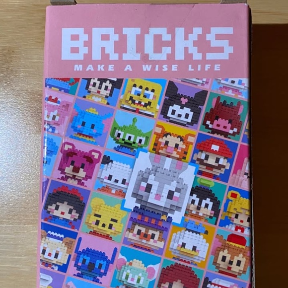 Judy Rabbit LEGO Mini BRICKS - Picture 4 of 4